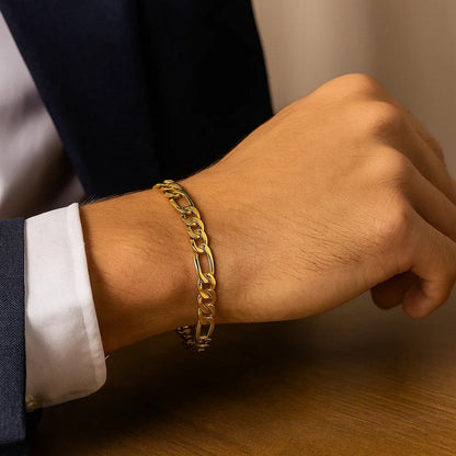 14k Yellow Gold Solid Figaro Bracelet (7.00 mm)