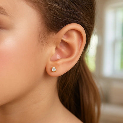 14k Yellow Gold Stud Earrings with Faceted White Cubic Zirconia(2mm)