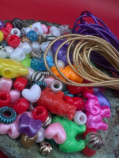 DIY Friendship Bracelet Kit – 1 oz Assorted Beads & String