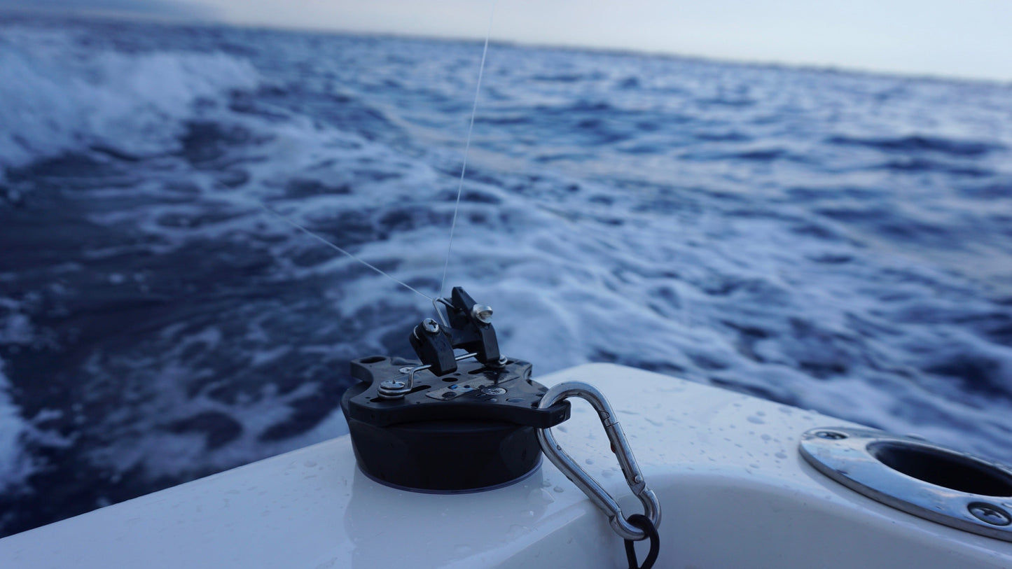 E-Sea Clip-Suction Mounted Flat-line Release Clip