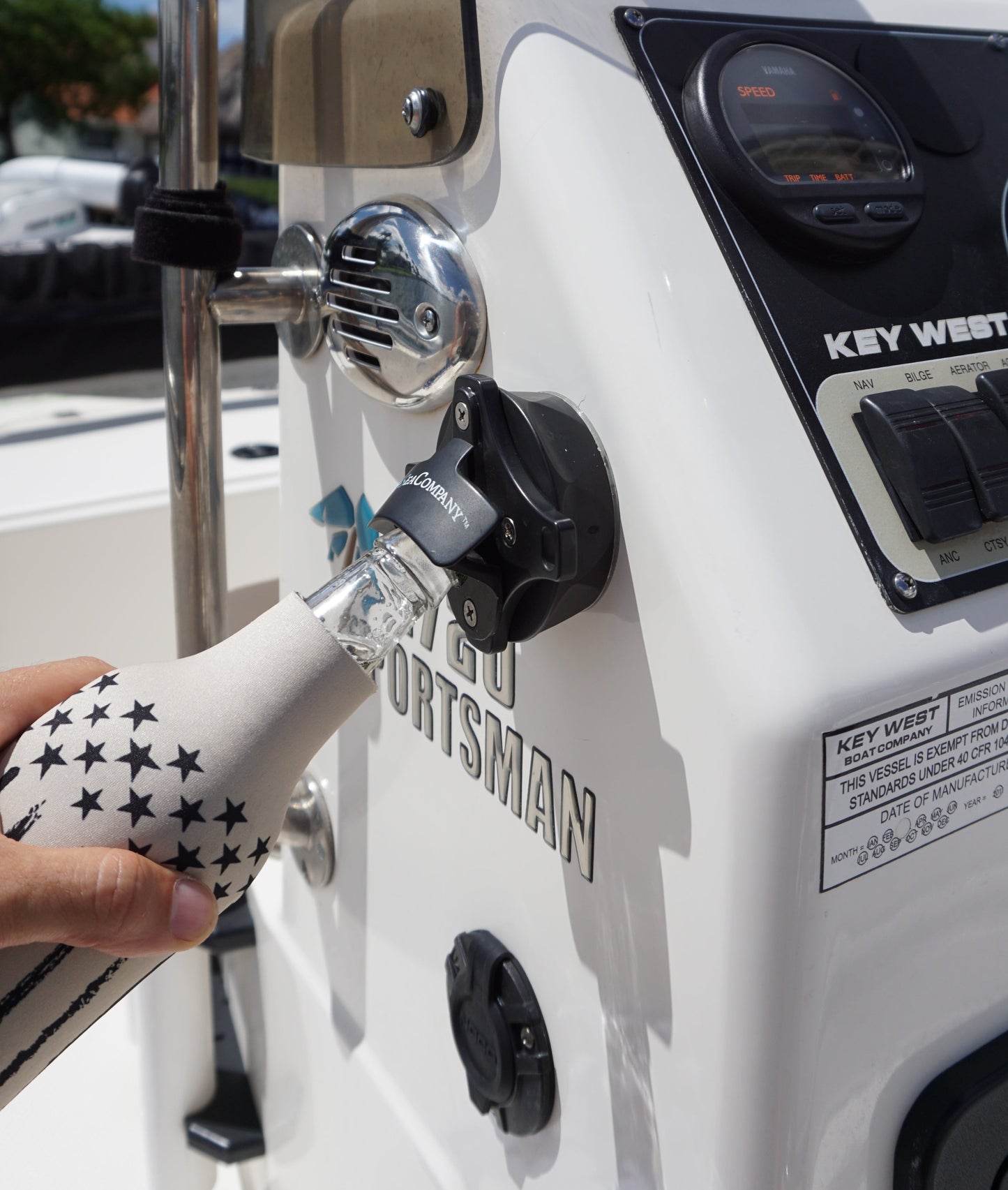 E-Sea Opener-Suction Mounted Bottle Opener
