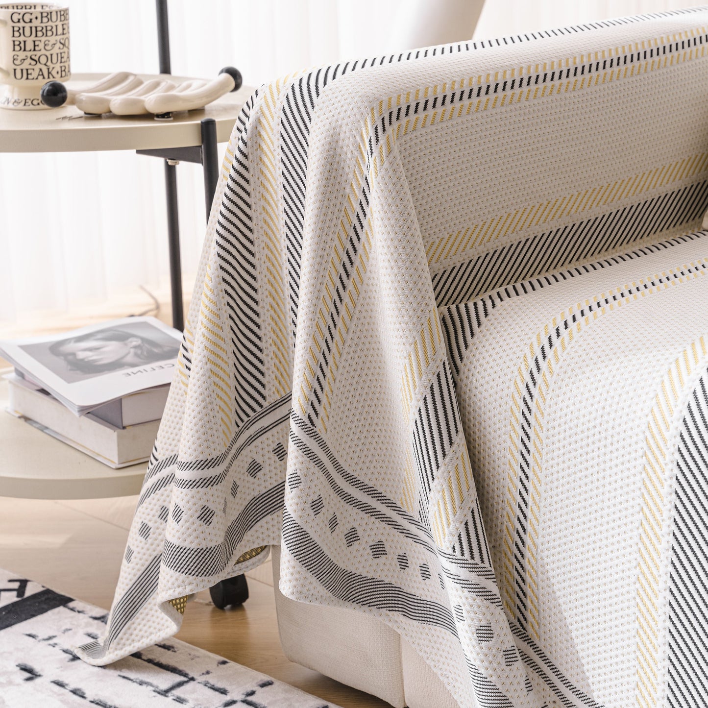 Modern Geometric Cooling Sofa Blanket, Soft & Breathable Striped Couch Throw Cover