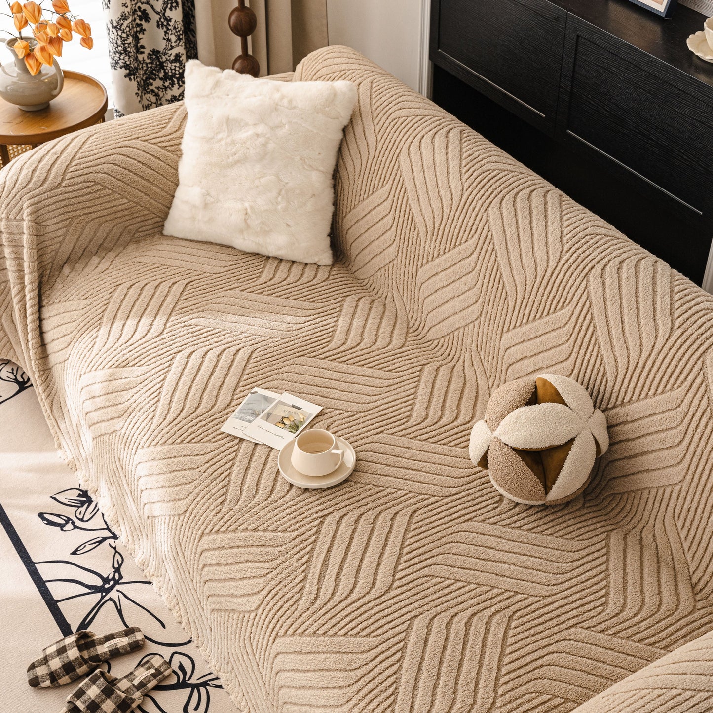 Plush Sherpa Fleece Sofa Throw Blanket, Soft & Cozy Furniture Protector for Couch