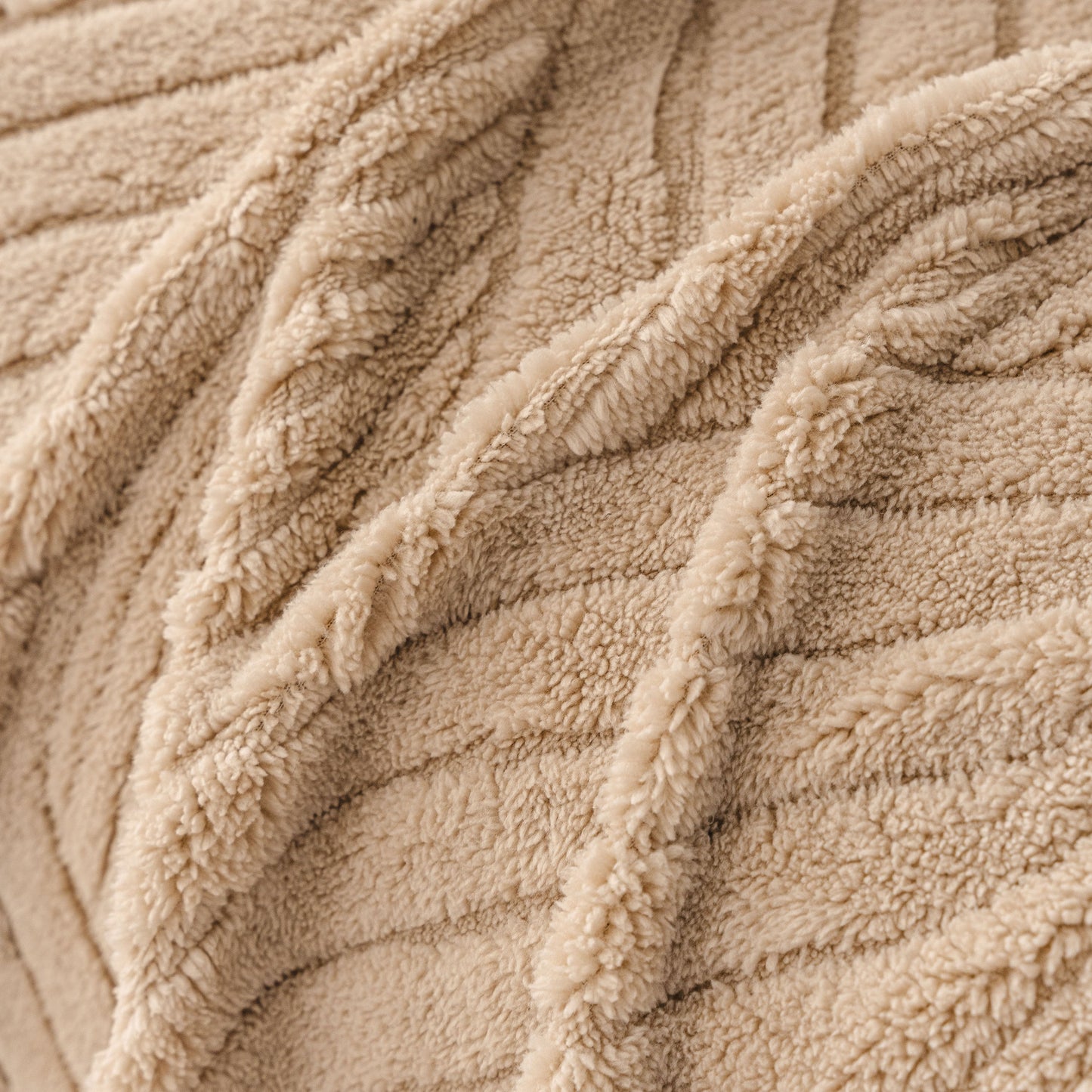 Plush Sherpa Fleece Sofa Throw Blanket, Soft & Cozy Furniture Protector for Couch