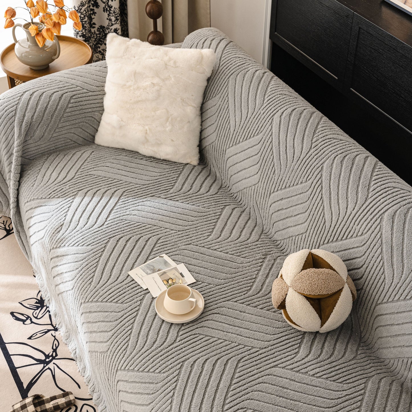 Plush Sherpa Fleece Sofa Throw Blanket, Soft & Cozy Furniture Protector for Couch