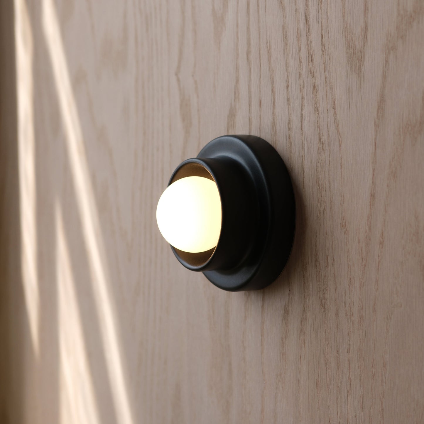 Q Sconce