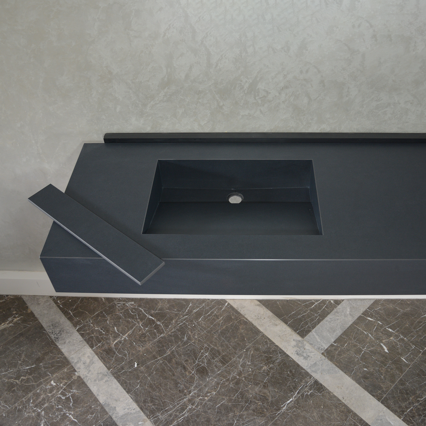 HANDCRAFTED INFINITY TOTAL BLACK HIGH ENGINEERED PORCELAIN DOUBLE SINK (ES-093)