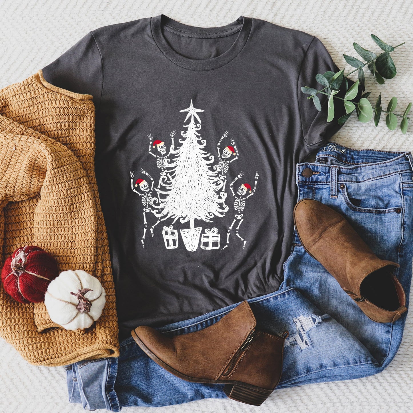 Dancing Skeletons, Santa Hats, Christmas White Super Soft Tshirt