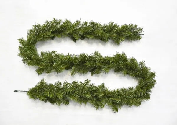 Canadian Pine Garland 8" X 9' W