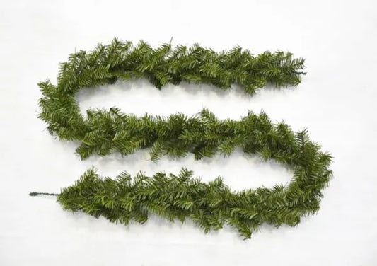 Canadian Pine Garland 8" X 9' W