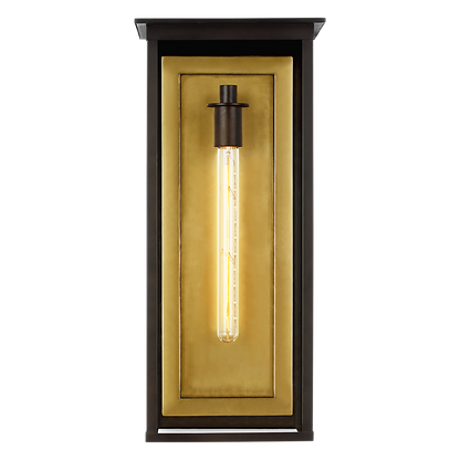 Freeport XL Wall Lantern