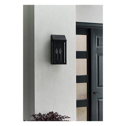 Hingham Medium Wall Lantern