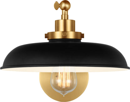 Wellfleet One-Arm Wide Sconce