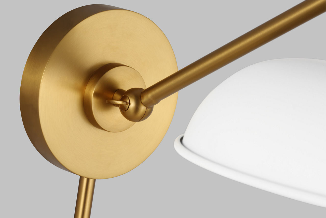 Wellfleet One-Arm Wide Sconce
