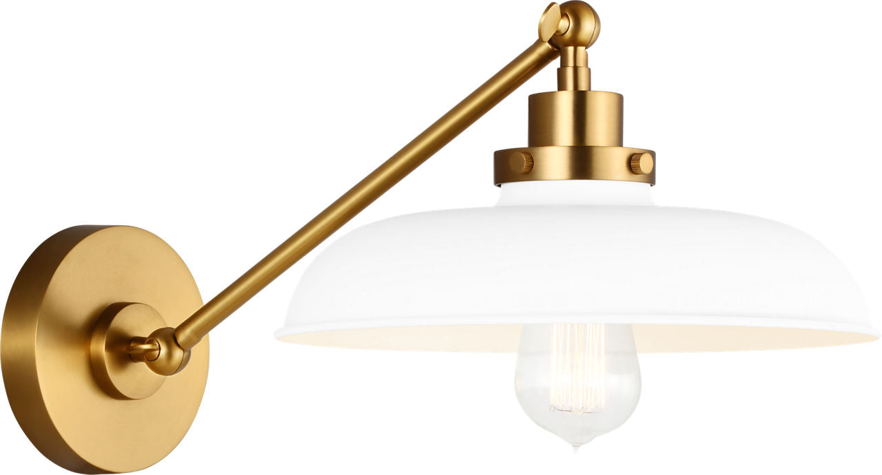 Wellfleet One-Arm Wide Sconce