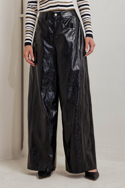 GLOSSY CITY STRIPES FAUX LEATHER PANTS