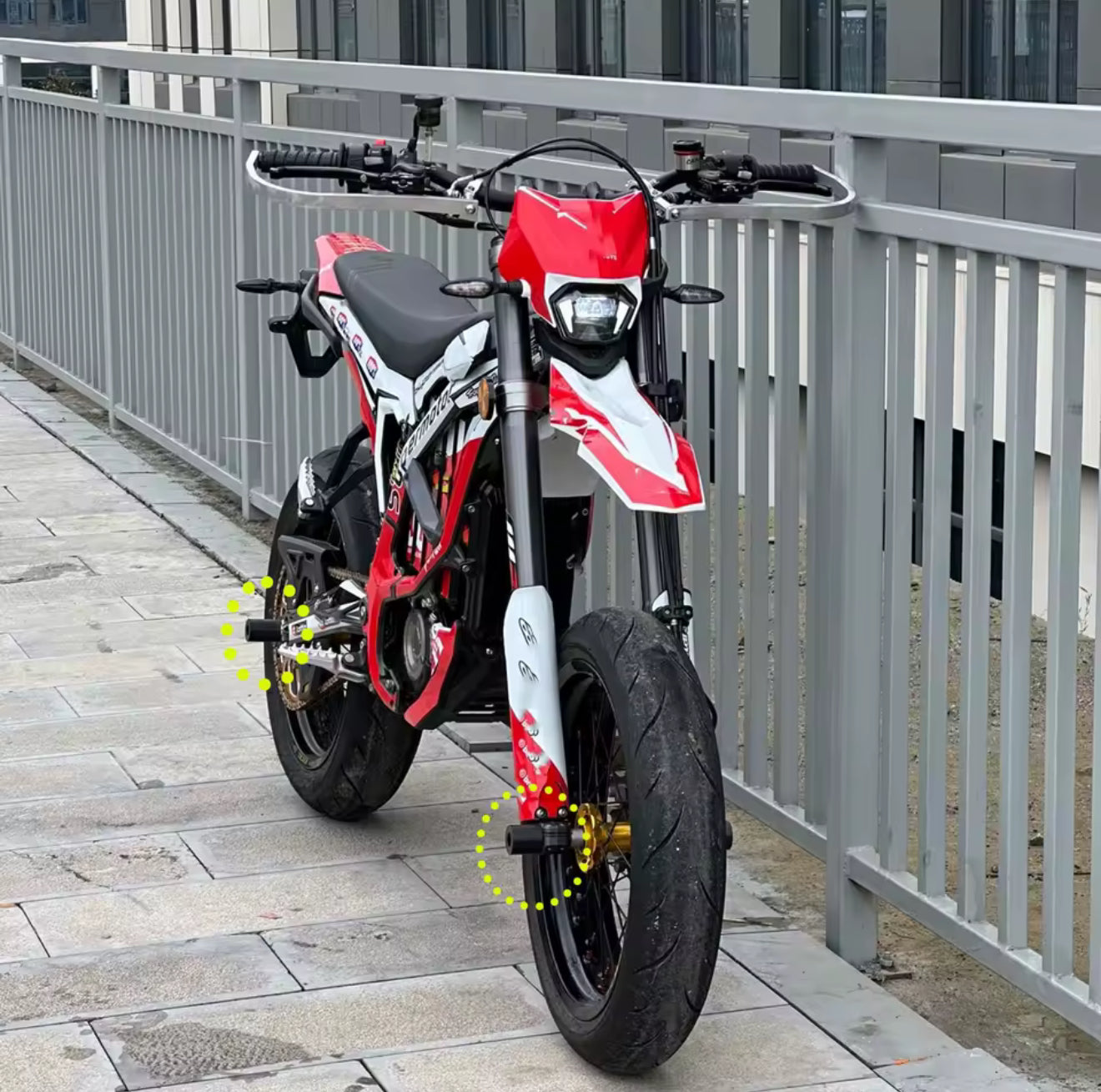 Surron ultra bee axle sliders