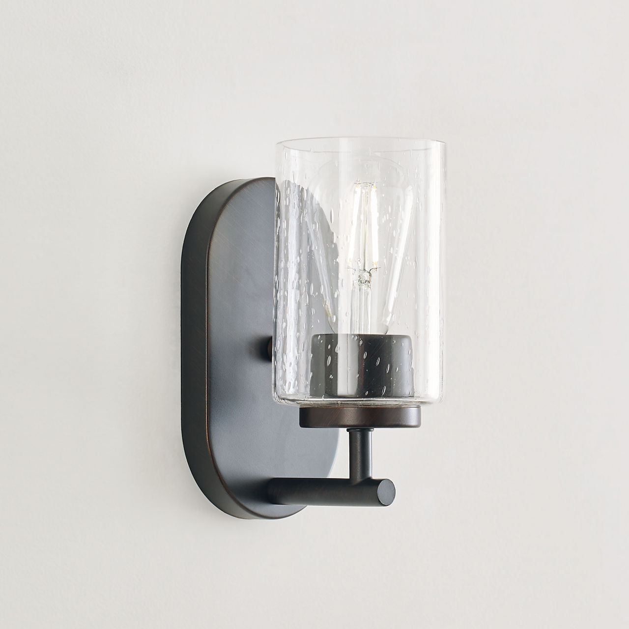 Oslo One Light Wall / Bath Sconce