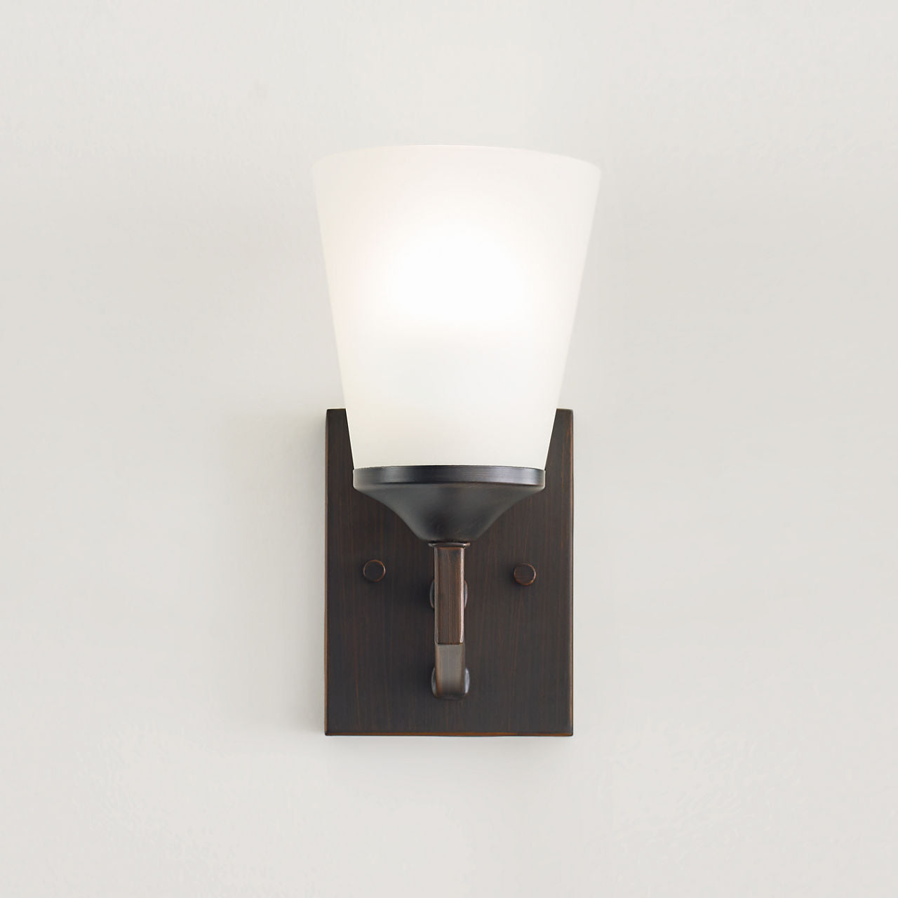 Hanford 1-Light Bath Sconce