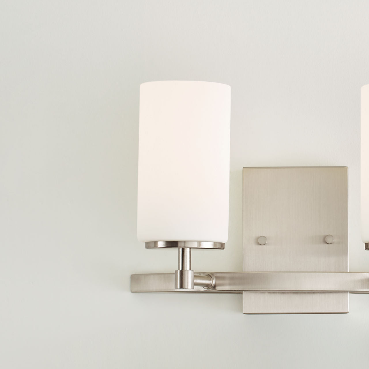 Alturas 2-Light Bath Sconce