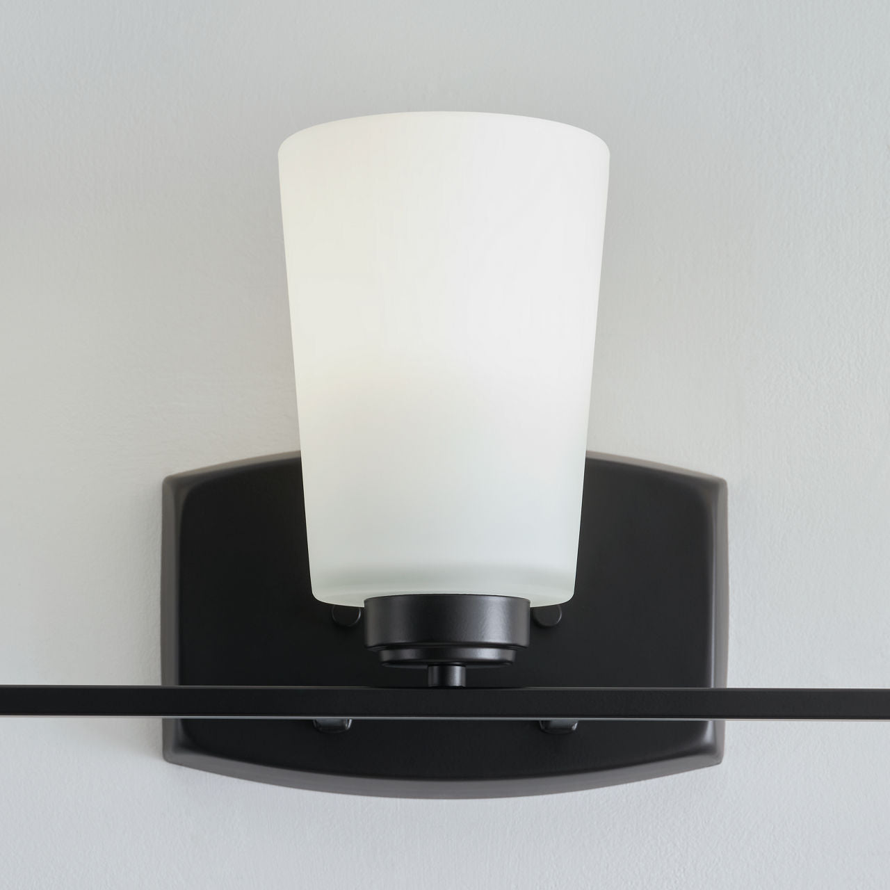Franport 3-Light Bath Sconce