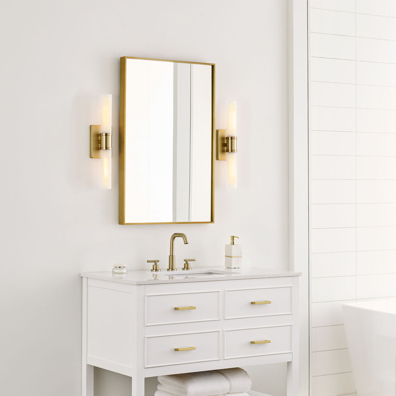 Keaton 20" Vanity Sconce
