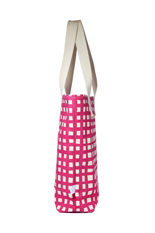 Grid Carry All Tote
