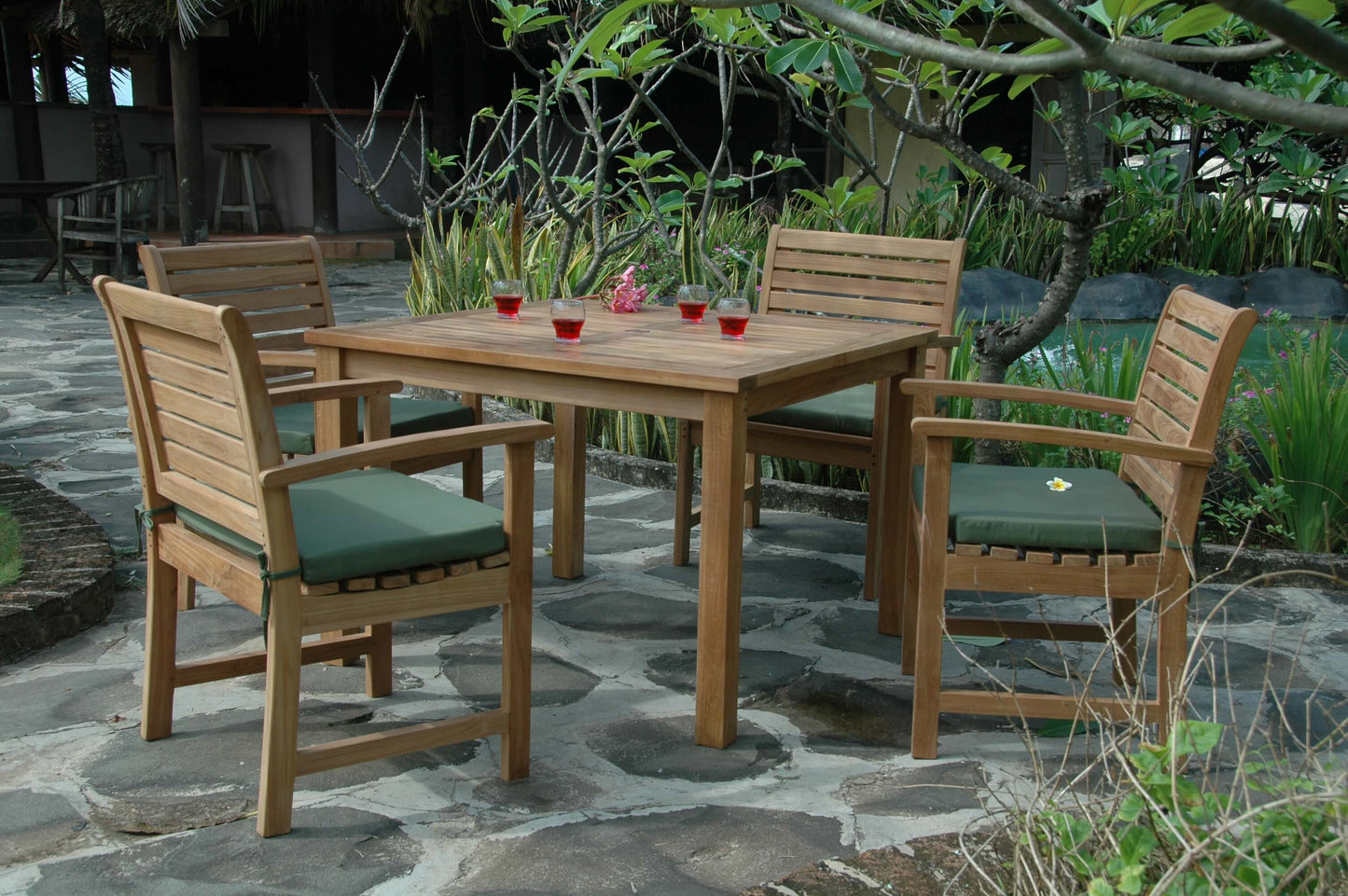 Set-207 Montage Victoria 5-Pc Set