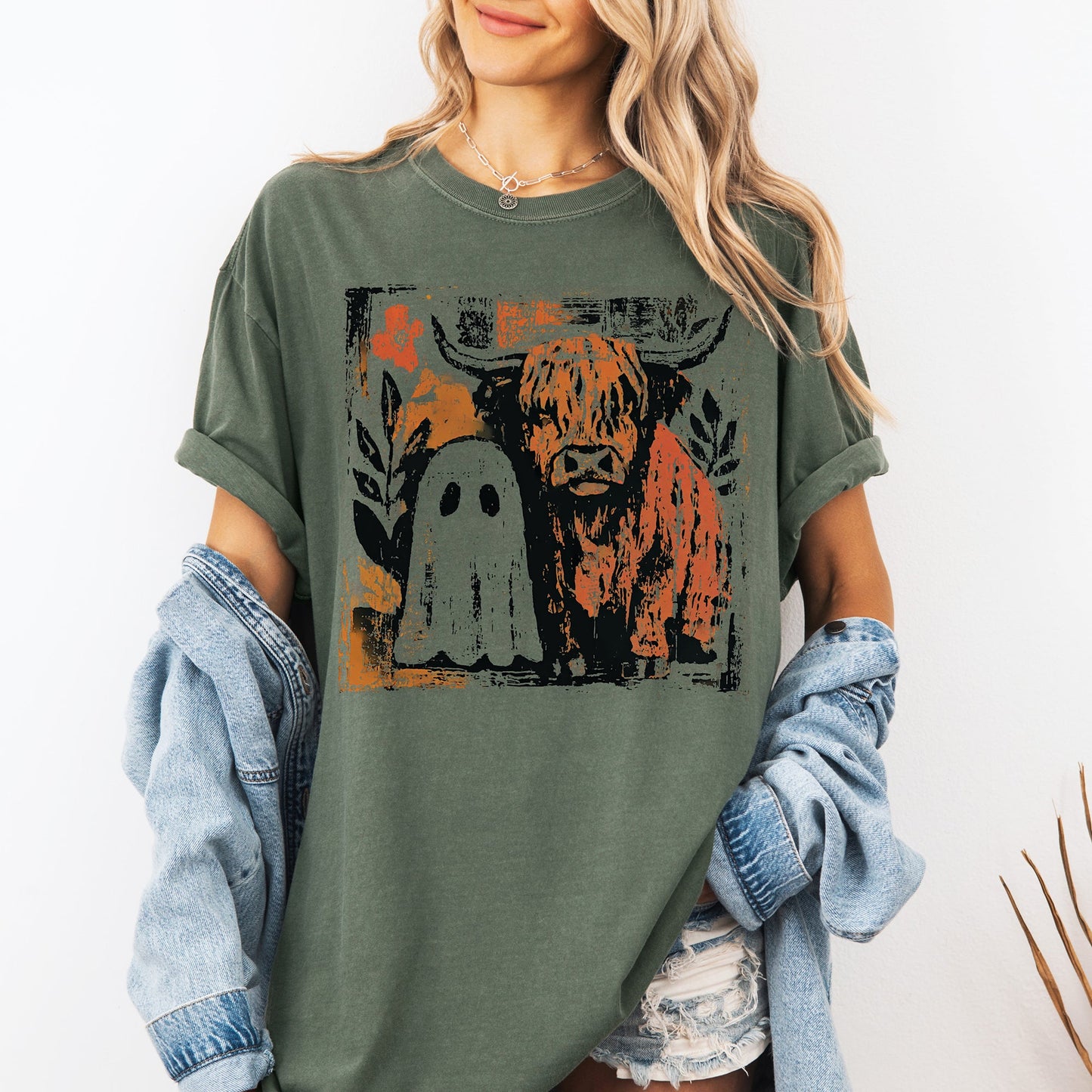 Ghost and Cow, Cute, Autumn, Halloween, Spooky, Fall, Comfort Colors T-Shirt