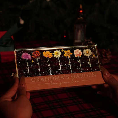 Grandma‘s Garden Birth Month Flowers - Personalized Acrylic LED Night Light - Gift For Mom, Mother, Grandma, Grandmother