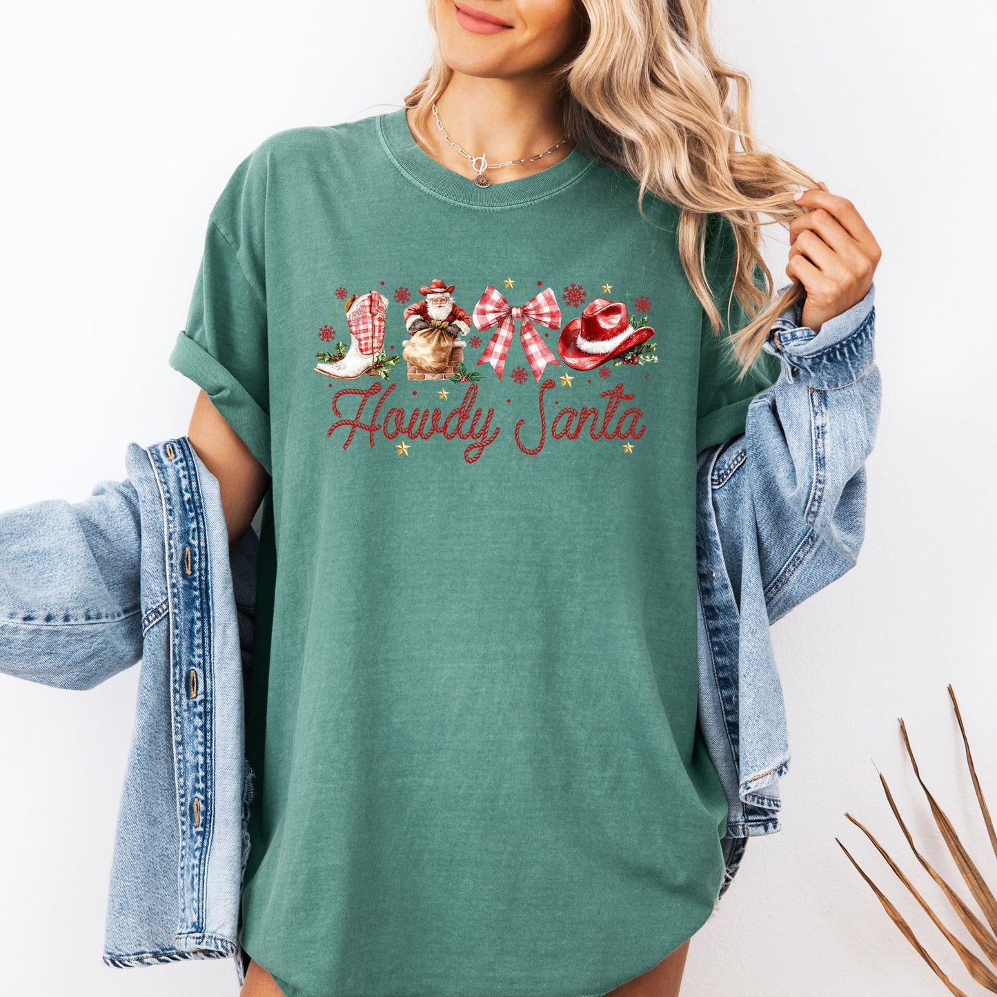 Howdy Santa, Retro Country, Western, Cowboy, Ribbon, Bows, Christmas, Xmas Tshirt Comfort Colors T-Shirt