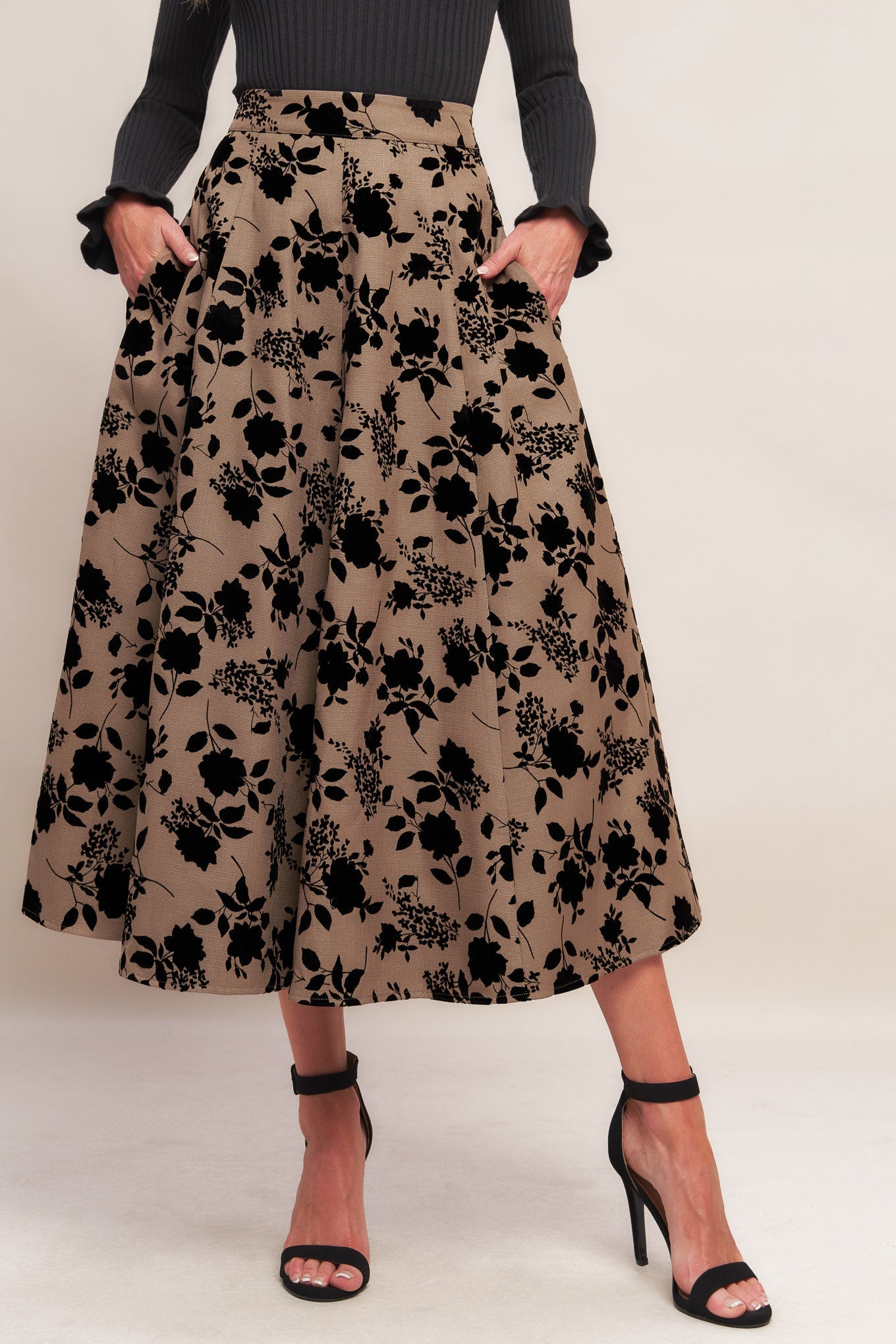 CLASSIC BLOOM LOOK WOVEN FLOCKING CIRCLE SKIRT