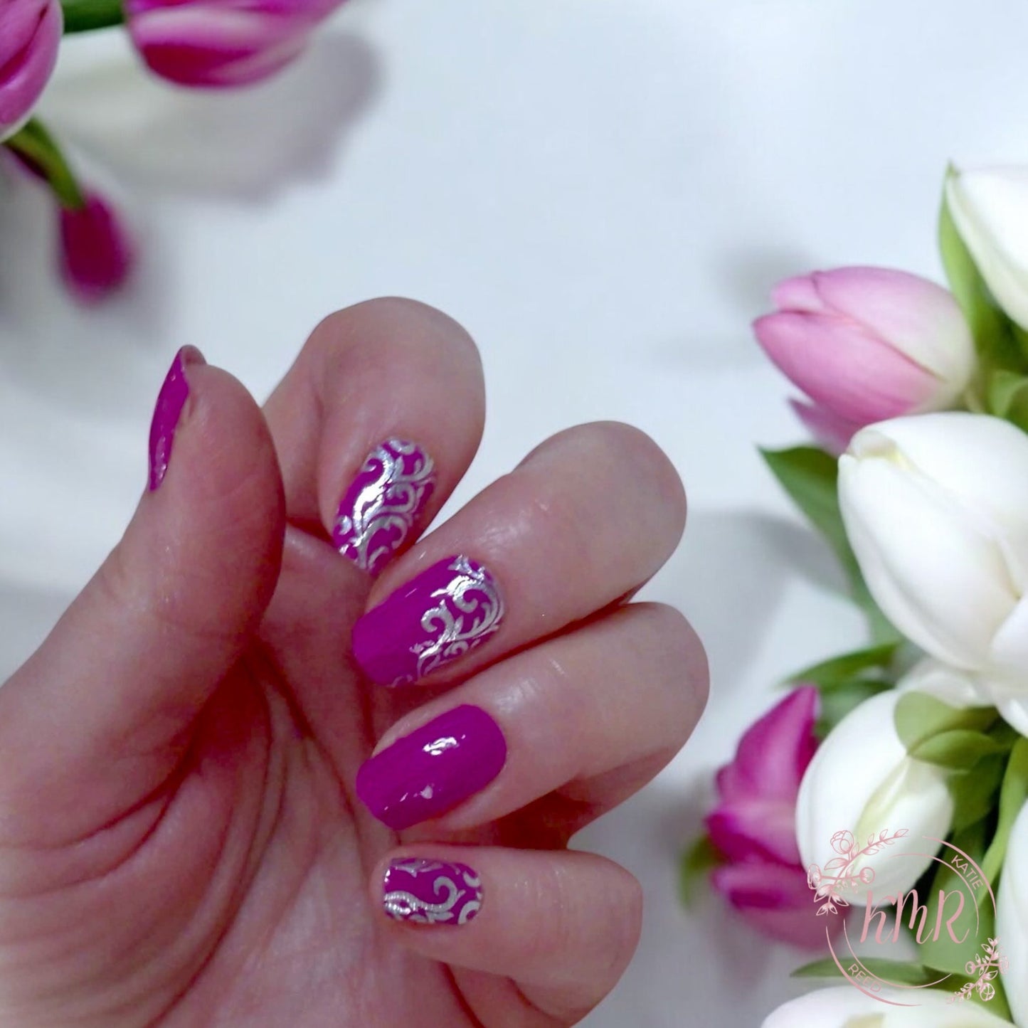 Oliver Nail Wrap