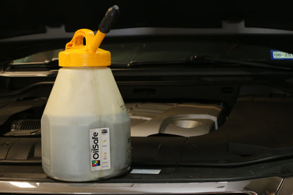 OilSafe |  Stretch Spout  | Controlled-Flow Oil Transfer Lid