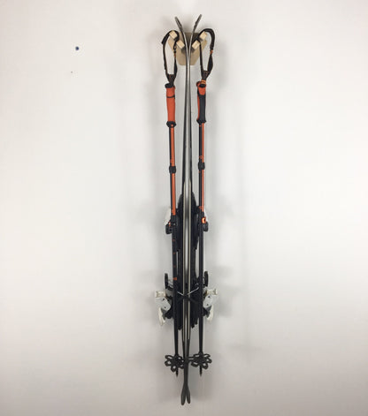 THE JIB ski wall rack