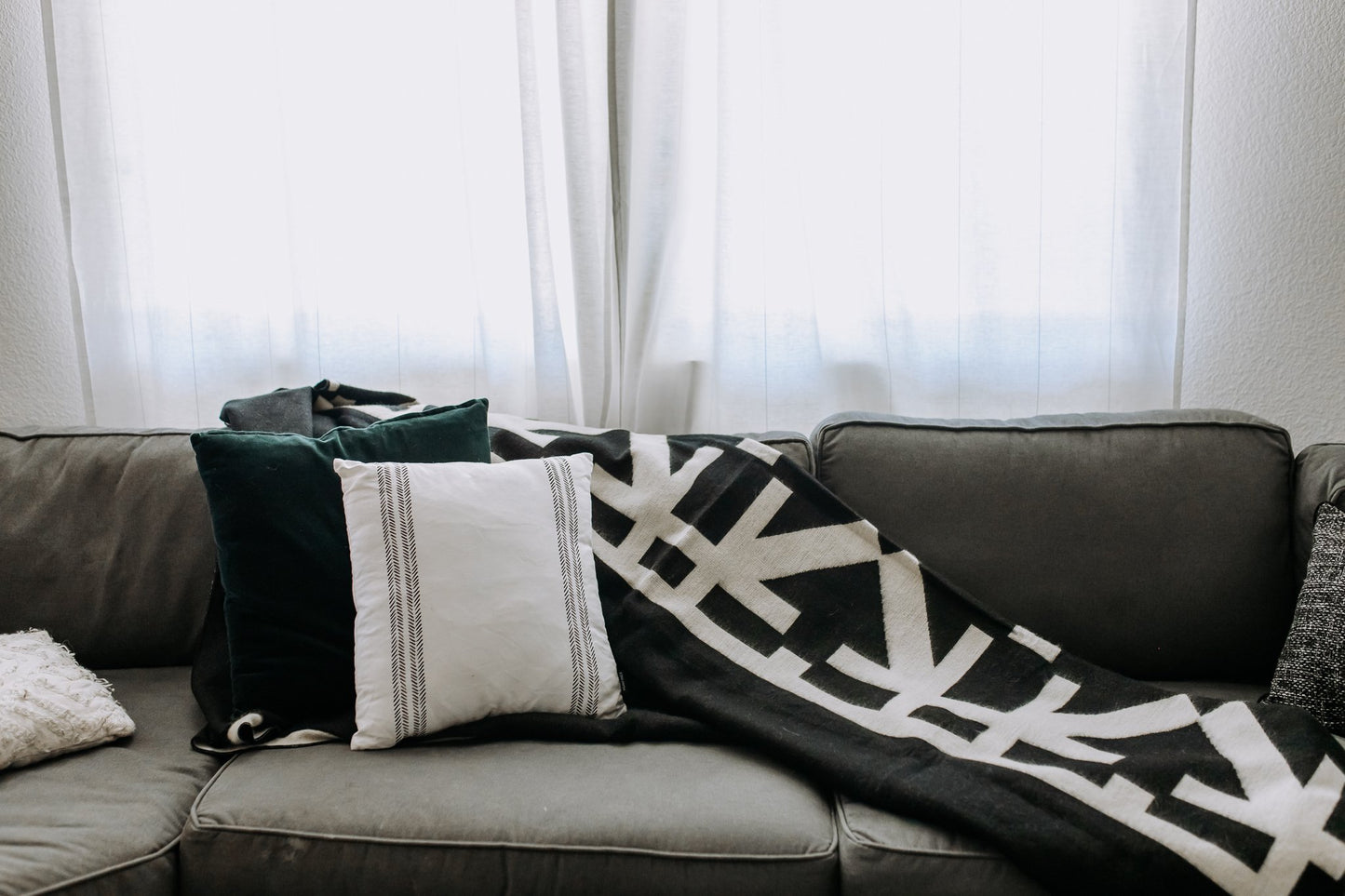 Destino Blanket - Natural / Black | Blankets | Kitchen + Metal