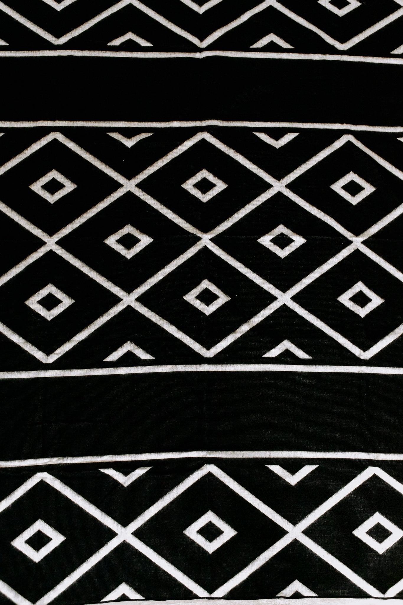 Diamante Blanket - Natural / Black | Blankets | Kitchen + Metal