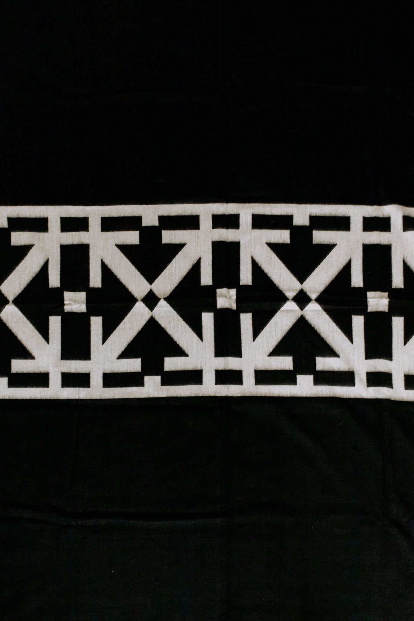 Destino Blanket - Natural / Black | Blankets | Kitchen + Metal