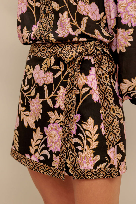 MIDNIGHT BLOOM WOVEN SKORT