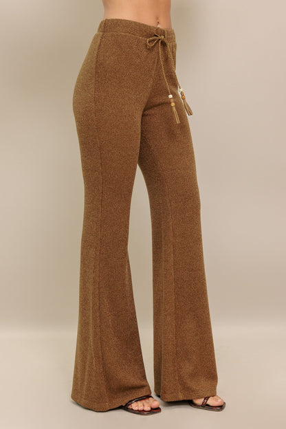 FLARE TOUCH SOLID KNIT PANTS
