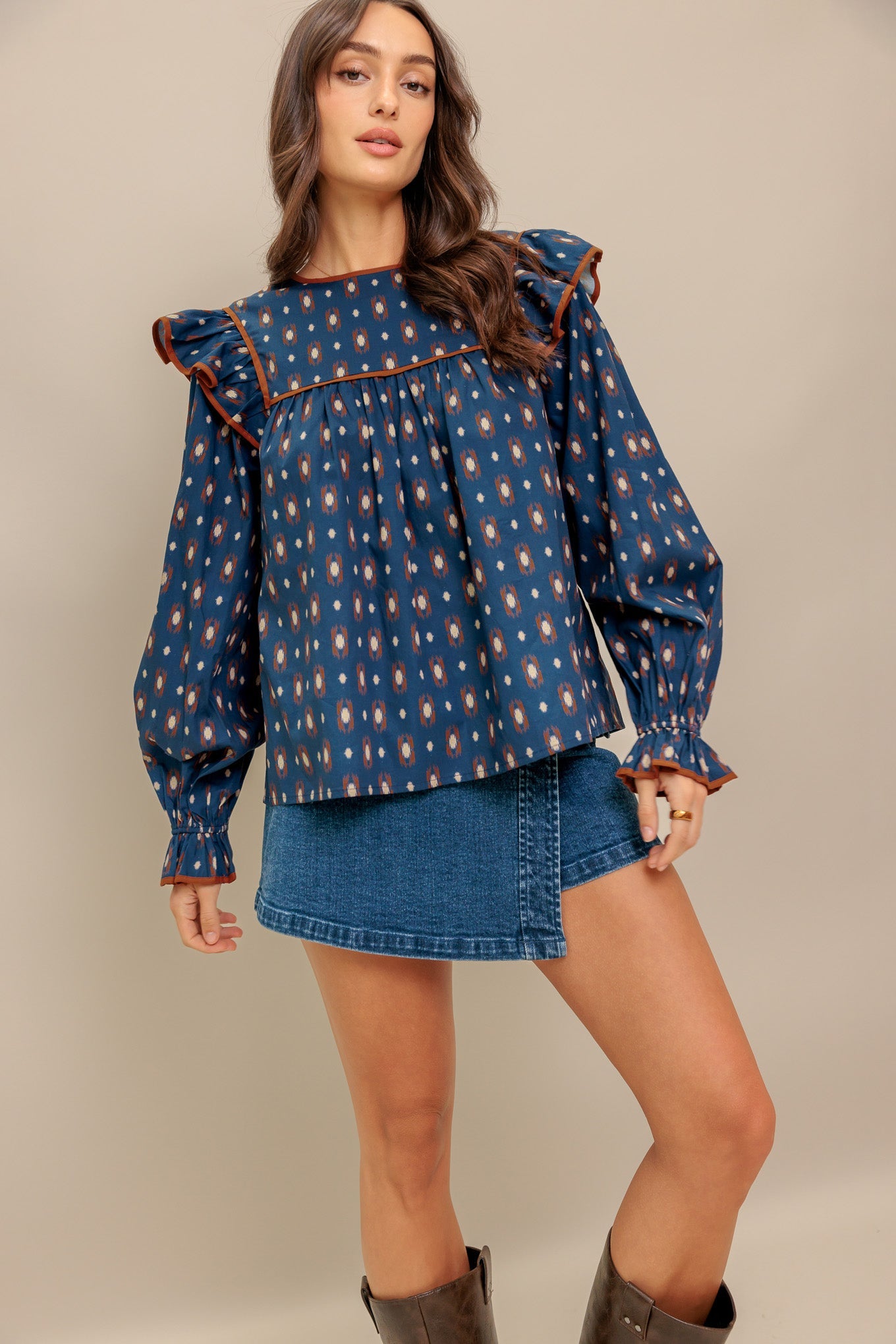 WESTERN CHARM  WOVEN TOP