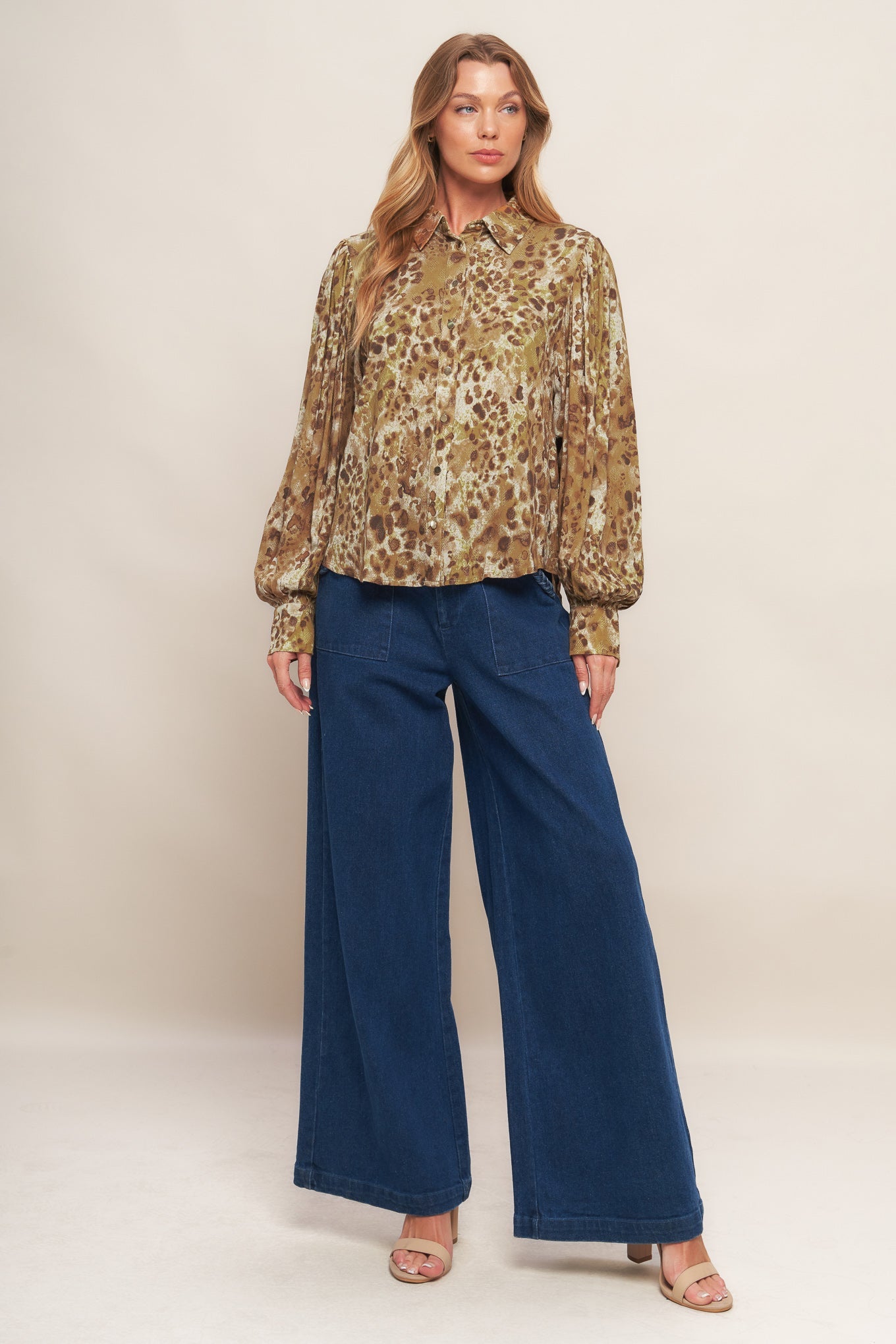 WILD LUXE TAUPE WOVEN TOP