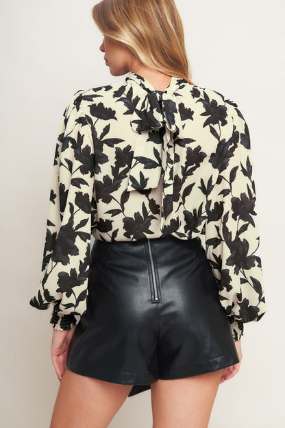 FREEDOM FLORAL STATEMENT WOVEN TOP