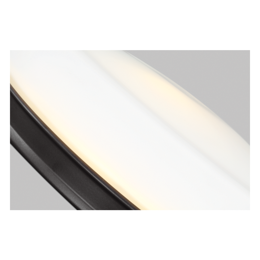 Issen Flush Mount