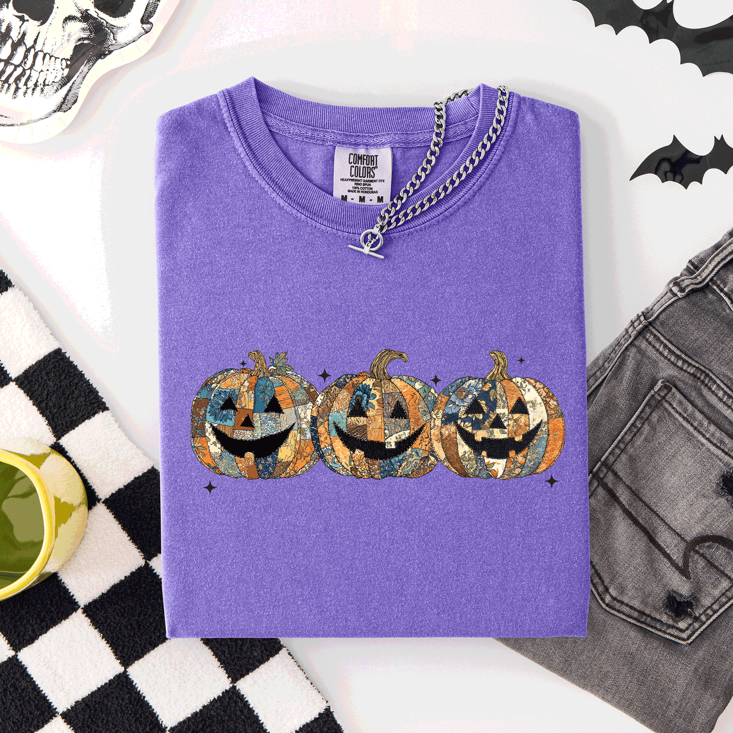 Jack o Lanterns, Faux Quilt, Classic, Cute, Trad, Halloween, Fall, Autumn, Comfort Colors T-Shirt