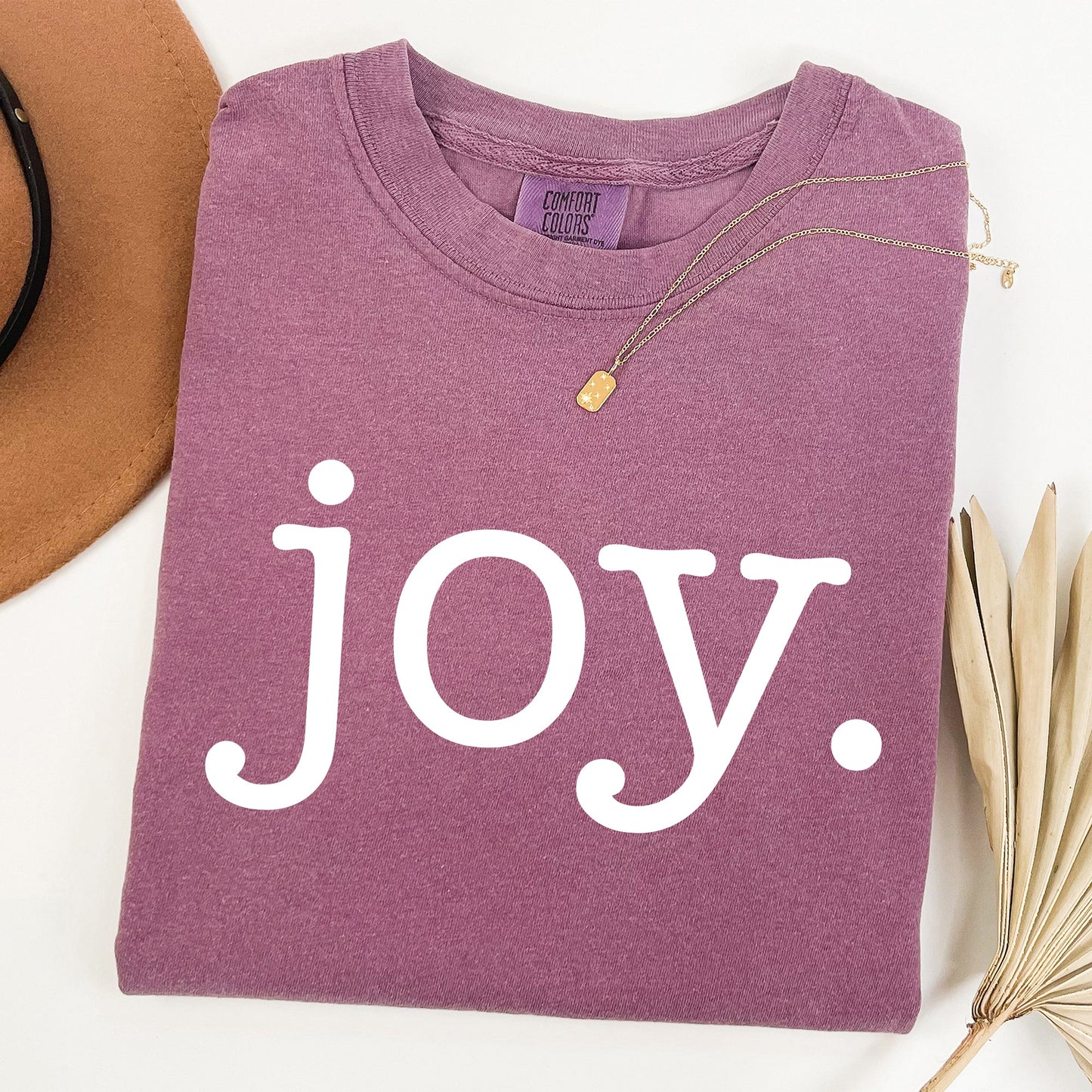 Joy, Classic Minimalist, Christmas, Winter, Snow, Santa, Xmas Tshirt Comfort Colors T-Shirt