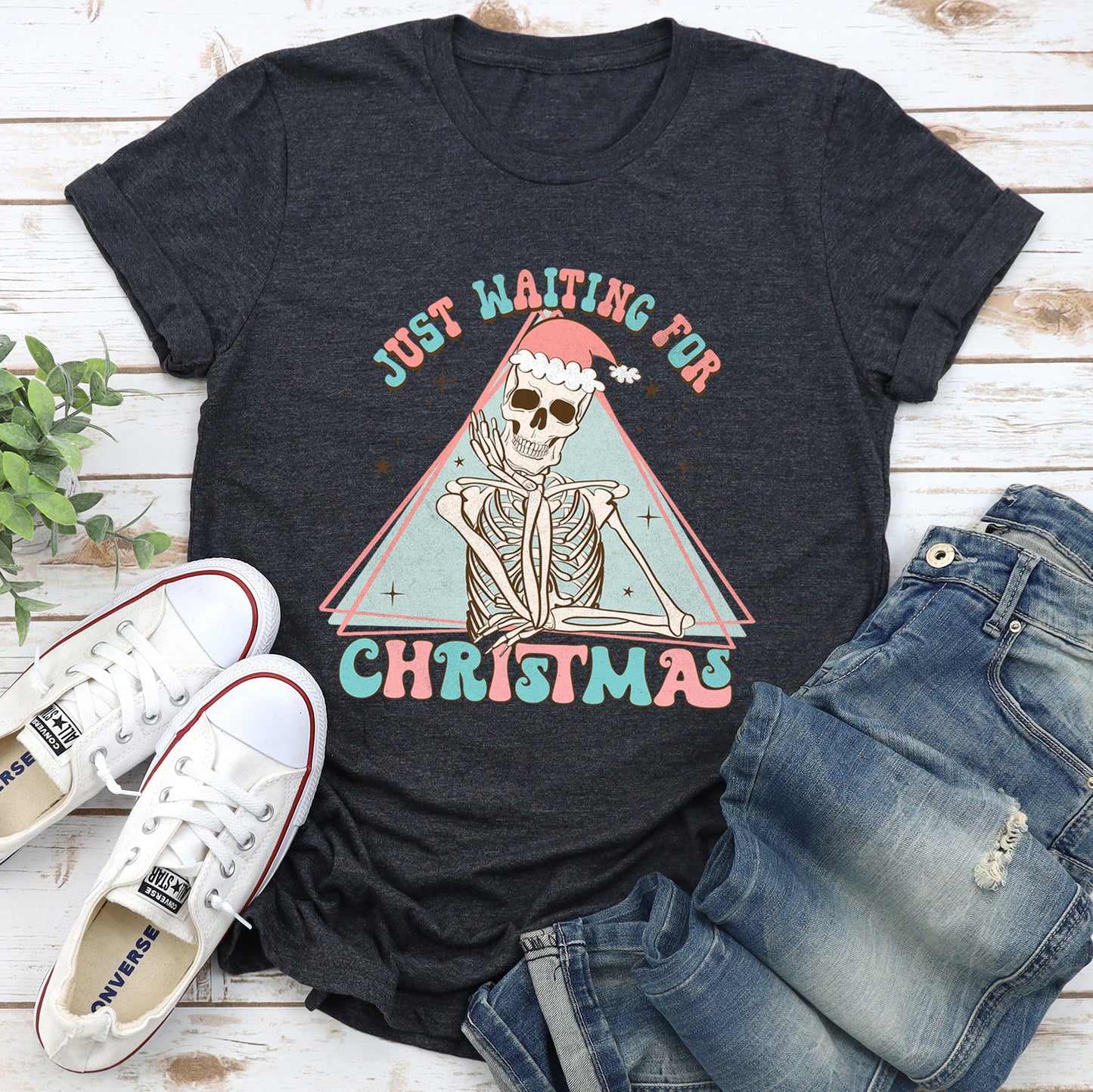 Just Waiting For Christmas, Skeleton, Retro, Classic Super Soft Tshirt