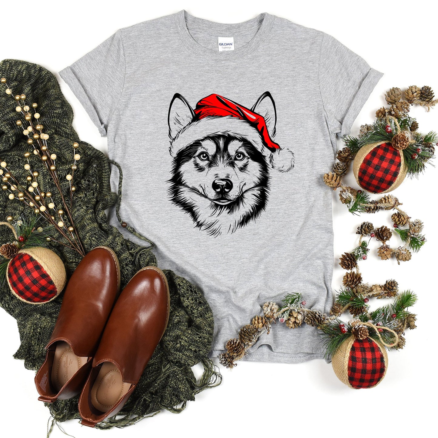 Husky, Santa, Dog, Christmas, Dog Lover, Pet T-Shirt Comfort Colors T-Shirt