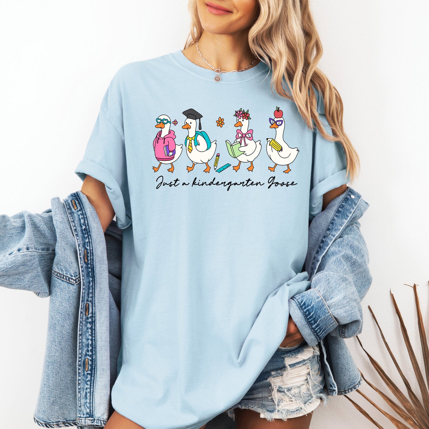 Just A Fourth Grade Goose, Teacher, Back to School, Funny, Bow, First Day of School, Cute, Teacher Appreciation, Coquette, Comfort Colors T-Shirt