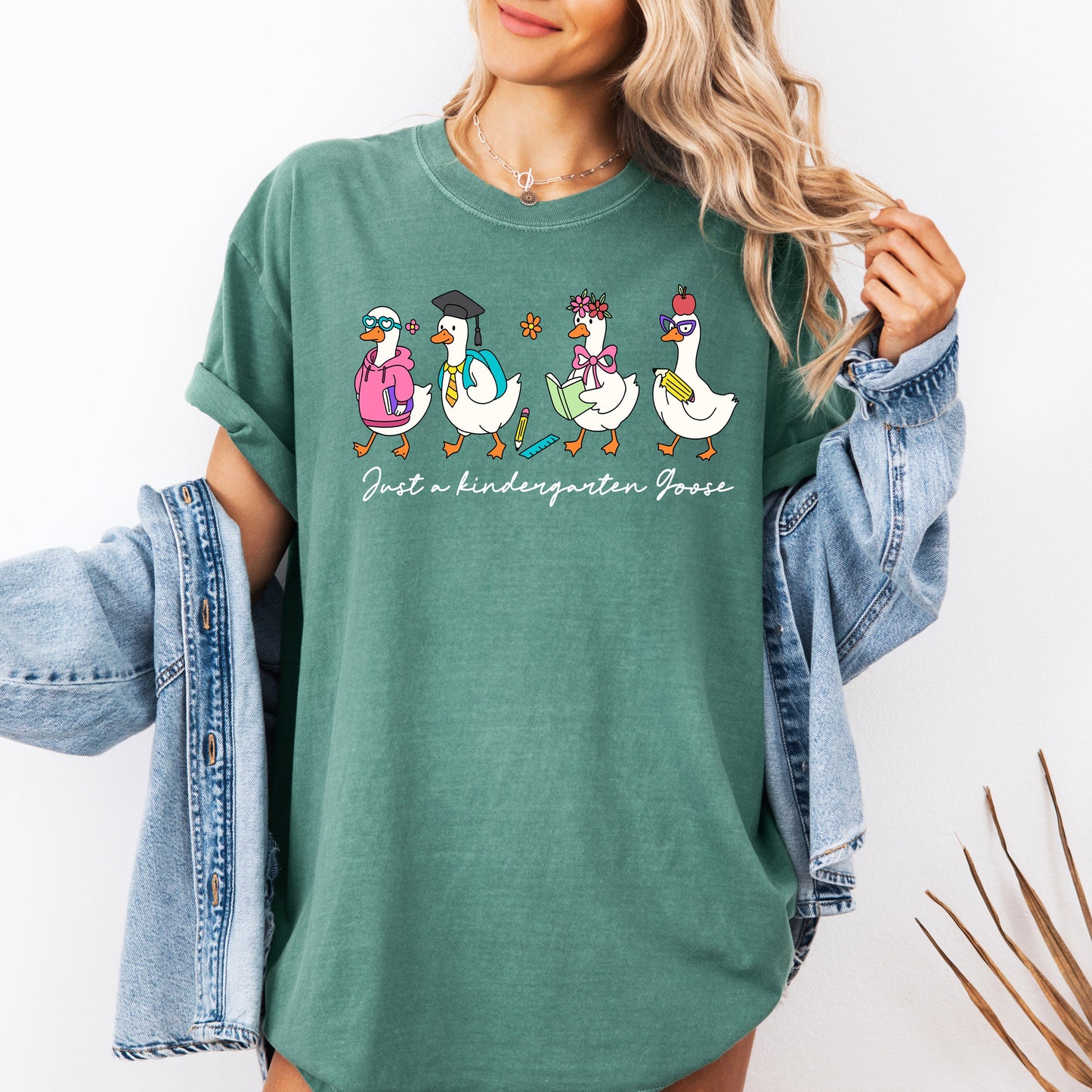 Just A Fourth Grade Goose, Teacher, Back to School, Funny, Bow, First Day of School, Cute, Teacher Appreciation, Coquette, Comfort Colors T-Shirt